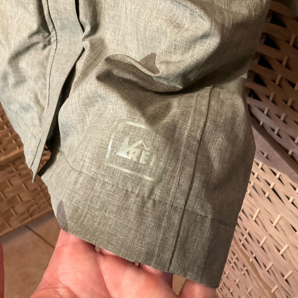 🧥 REI Insulated Rain Jacket - Picture 12 of 16